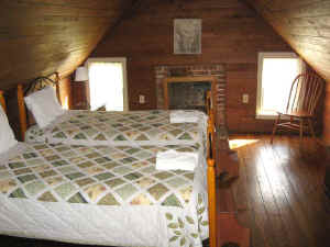 cabin2b.jpg (38486 bytes)