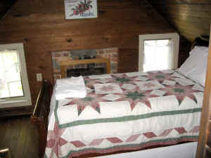 cabin2h.jpg (35942 bytes)